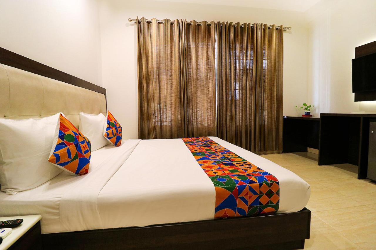 Fabhotel Oyster Villa Γκουργκάον Εξωτερικό φωτογραφία